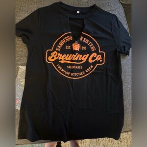 Brewing Co Sanderson sister women’s t shirt M